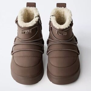 Water repellent nylon shoes